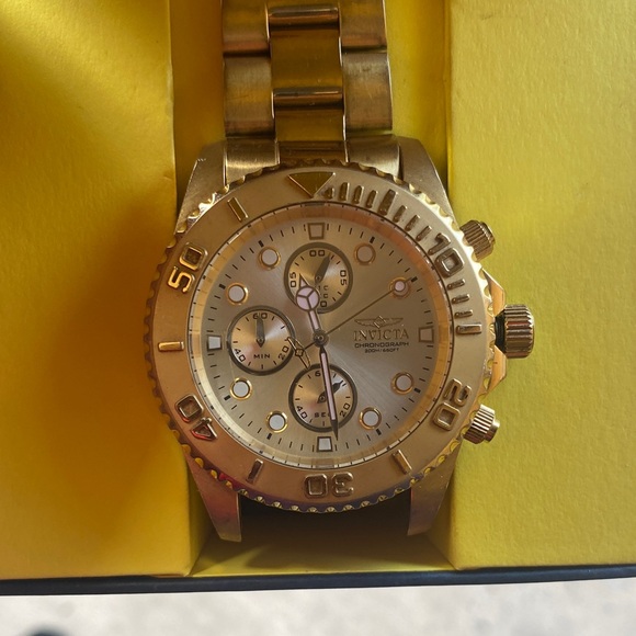 Invicta Gold Chronograph Men's Watch 43 mil need pin obo - Picture 1 of 5